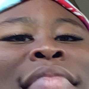 Meet your Posher, Desiree